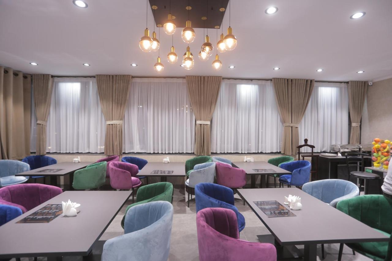 Samarqand Darvoza Hotel Бухара Екстериор снимка